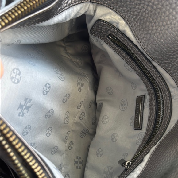 Tory Burch Black Leather”The Robinson Metallic Open Dome Satchel” - Picture 11 of 16